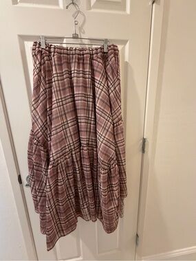 Ivy City Co Mauve Plaid Tiered High-Low Skirt